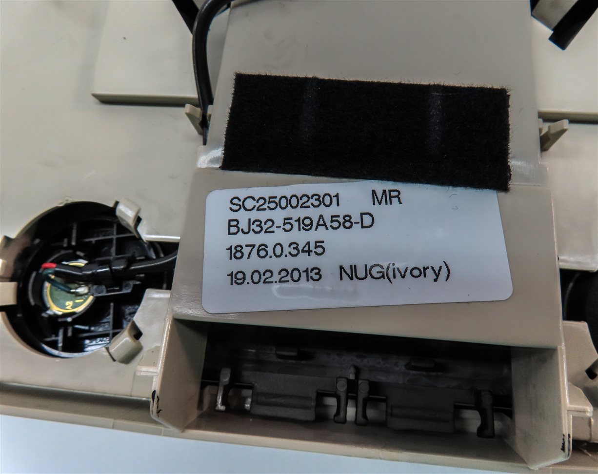 Thumbnail 6: 2013 RANGE ROVER EVOQUE (L538) FRONT OVERHEAD DOME LIGHT LAMP w/ SWITCHES (Gray)