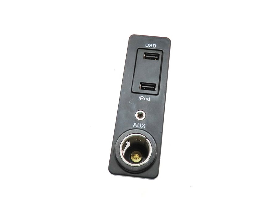 Thumbnail 2: 2013 RANGE ROVER EVOQUE (L538) AUXILIARY AUX USB 12V PLUG SOCKET JACK PANEL