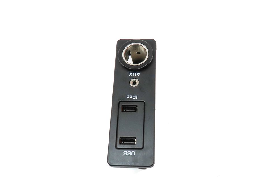 Thumbnail 4: 2013 RANGE ROVER EVOQUE (L538) AUXILIARY AUX USB 12V PLUG SOCKET JACK PANEL