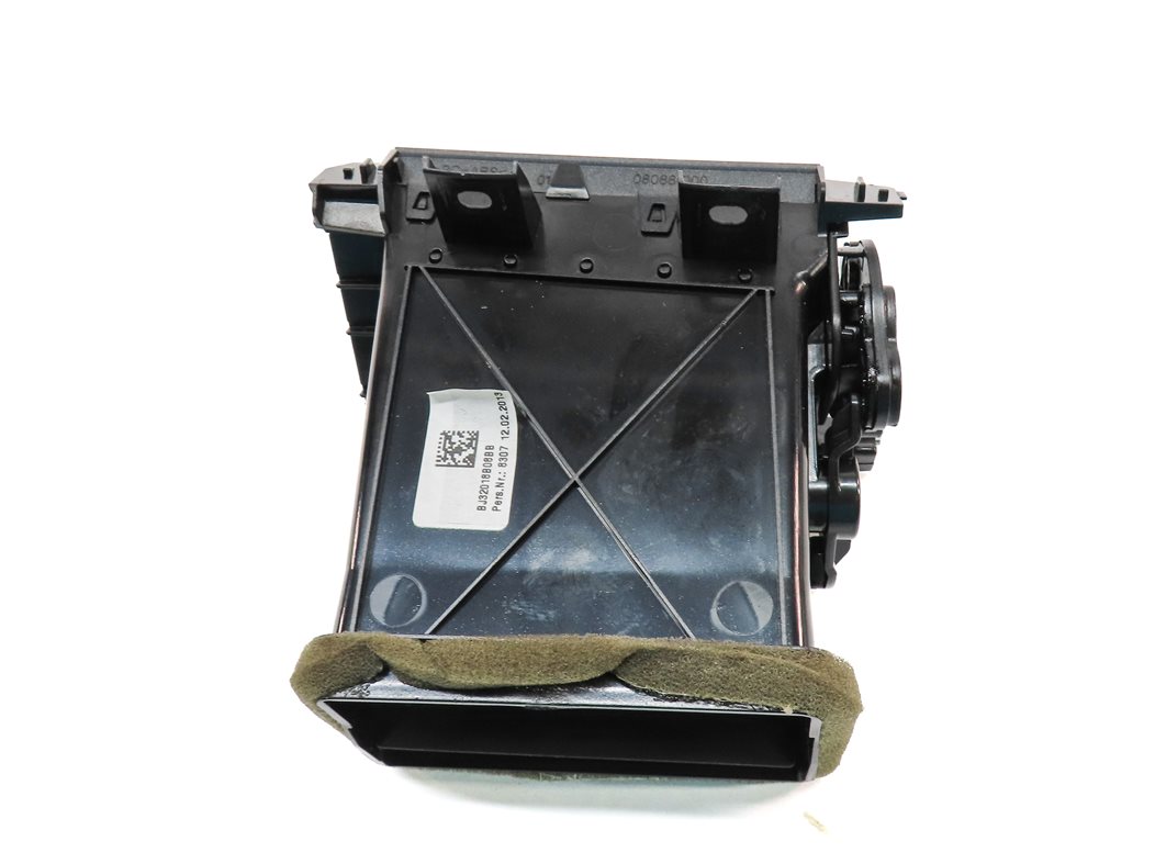 Thumbnail 5: 13 ROVER EVOQUE (L538) FRONT RIGHT PASSENGER OUTER DASH HEAT AIR AC VENT (Black)