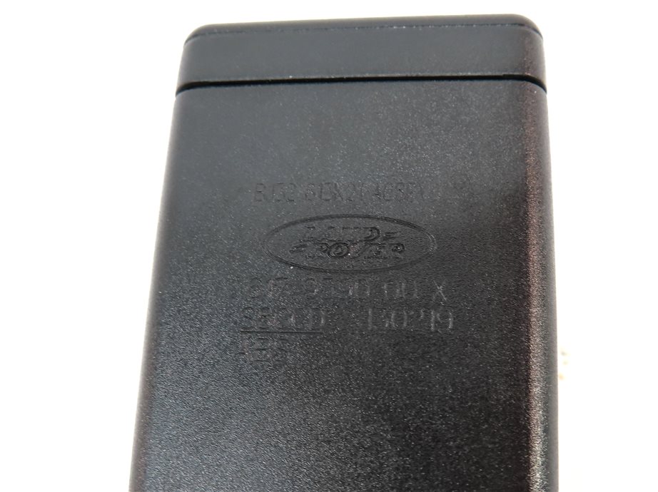 Thumbnail 6: 13 RANGE ROVER EVOQUE L538 REAR CENTER RIGHT DUAL SEATBELT BUCKLE RECEVIER SET/2