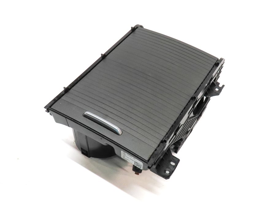 Thumbnail 1: 2013 RANGE ROVER EVOQUE (L538) FRONT CENTER CONSOLE CUPHOLDER 12V SOCKET