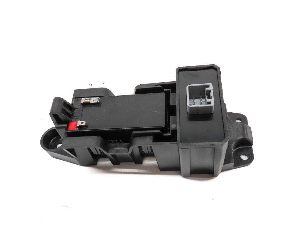 Thumbnail 2: 2013 RANGE ROVER EVOQUE (L538) AUXILIARY BATTERY W/ MOUNT BRACKET