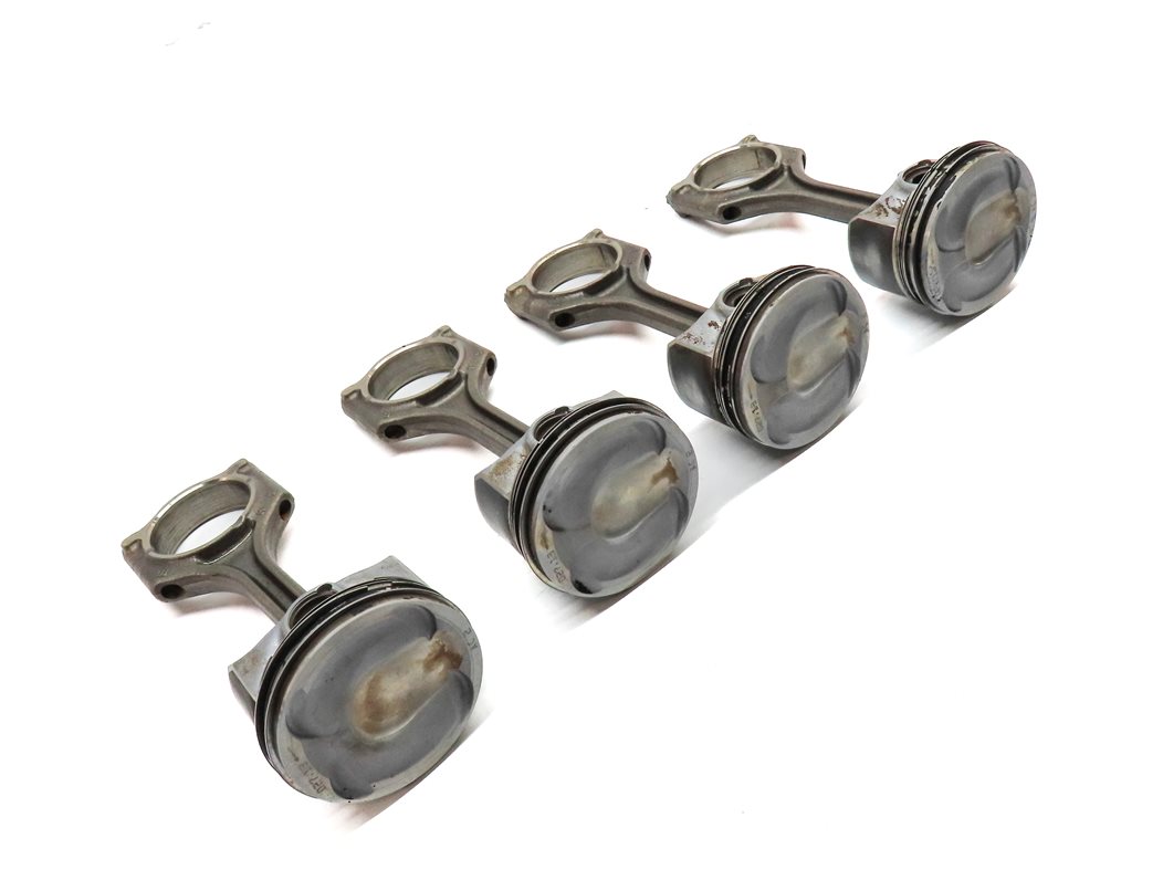 Thumbnail 2: 13 RANGE ROVER EVOQUE (L538) 2.0L TIVCT TC ENGINE PISTON & CONNECTING ROD SET/4