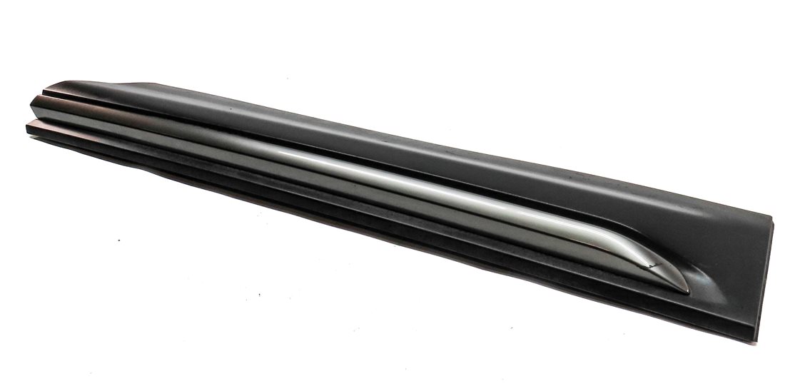 2013 RANGE ROVER EVOQUE (L538) FRONT LEFT DRIVER LOWER DOOR TRIM MOULDING