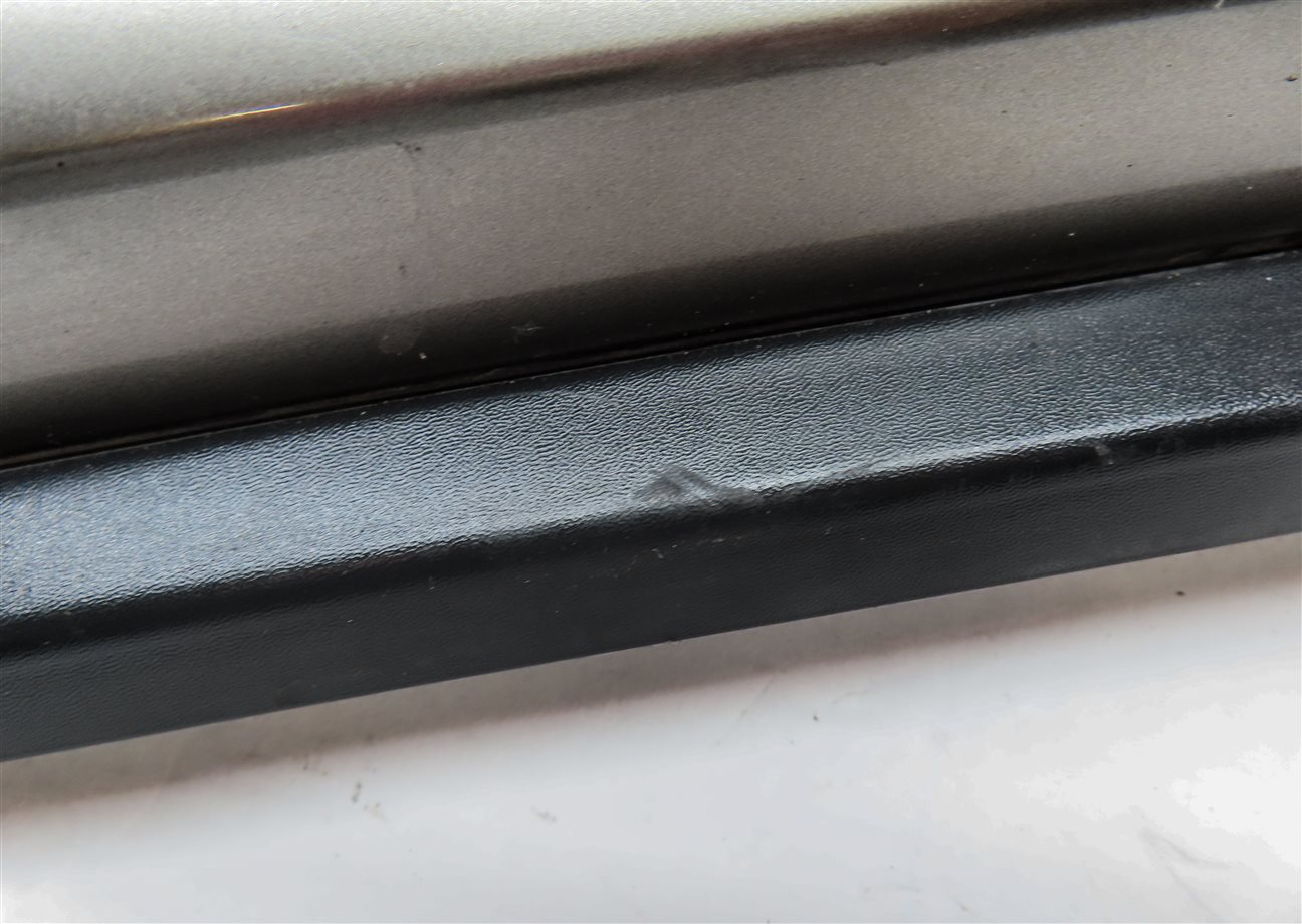 Thumbnail 7: 2013 RANGE ROVER EVOQUE (L538) FRONT RIGHT PASSENGER LOWER DOOR TRIM MOULDING