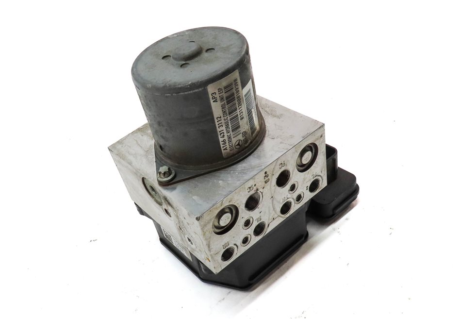 Thumbnail 3: MERCEDES 2015 ML250 ML350 ML400 16-17 CLA250 (W117 W166) ABS BRAKE PUMP MODULE