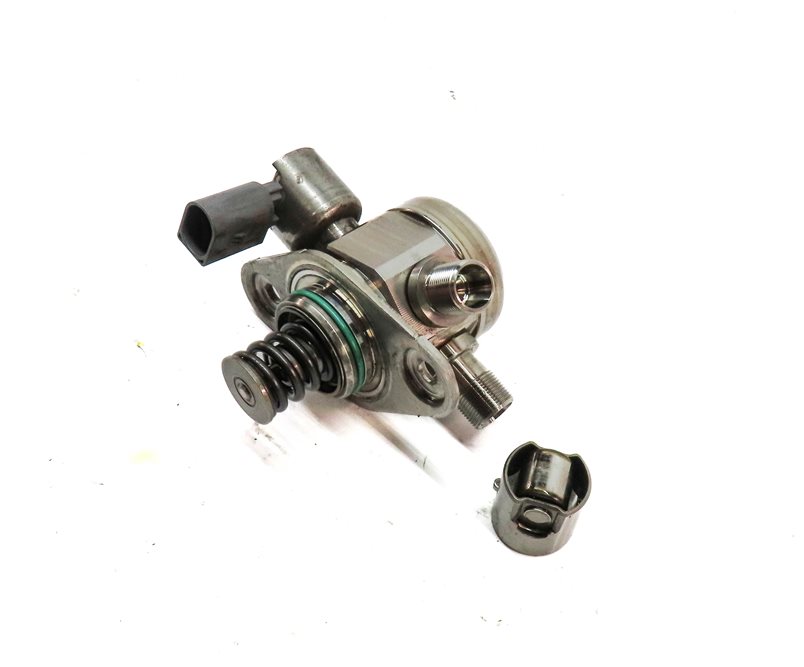 12-18 MERCEDES C E GLE GLK ML (W204 W207 W212 W166) M276 HIGH PRESSURE FUEL PUMP