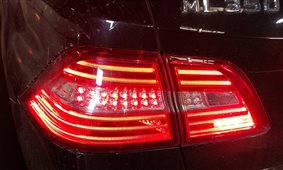 Thumbnail 2: 2012-2015 MERCEDES ML CLASS (W166) LEFT DRIVER REAR INNER TAILLIGHT LIGHT LAMP