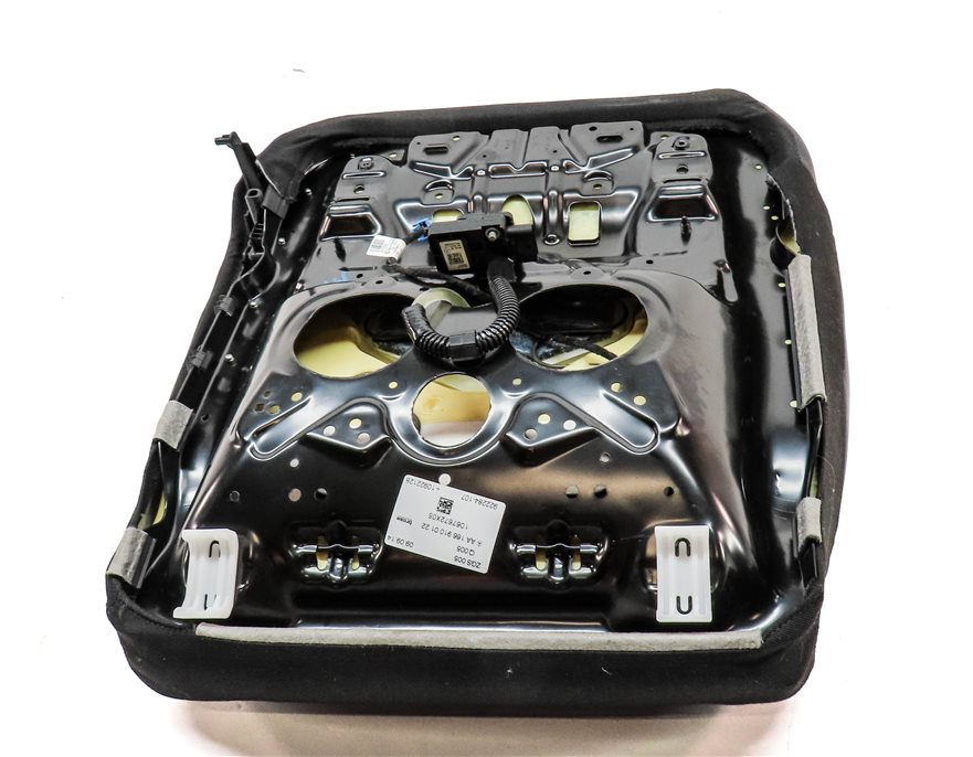 Thumbnail 6: 2015 MERCEDES ML350 (W166) FRONT RIGHT LOWER MEMORY HEATED SEAT CUSHION (Black)