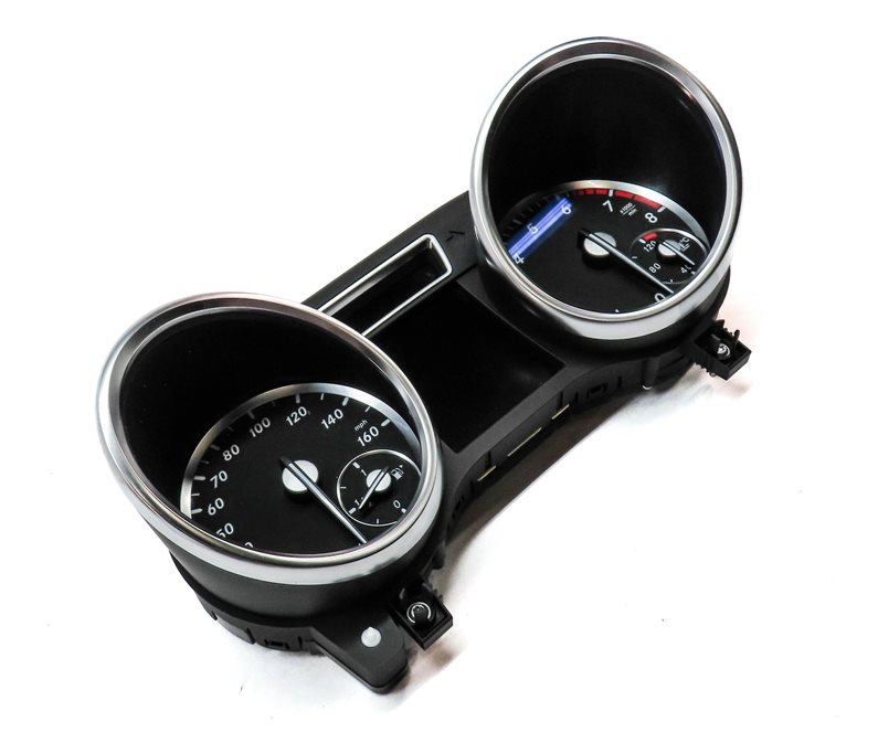 Thumbnail 4: 2015 MERCEDES GL450 GL550 ML350 ML400 (W166 X166) SPEEDOMETER GAUGE (131k)