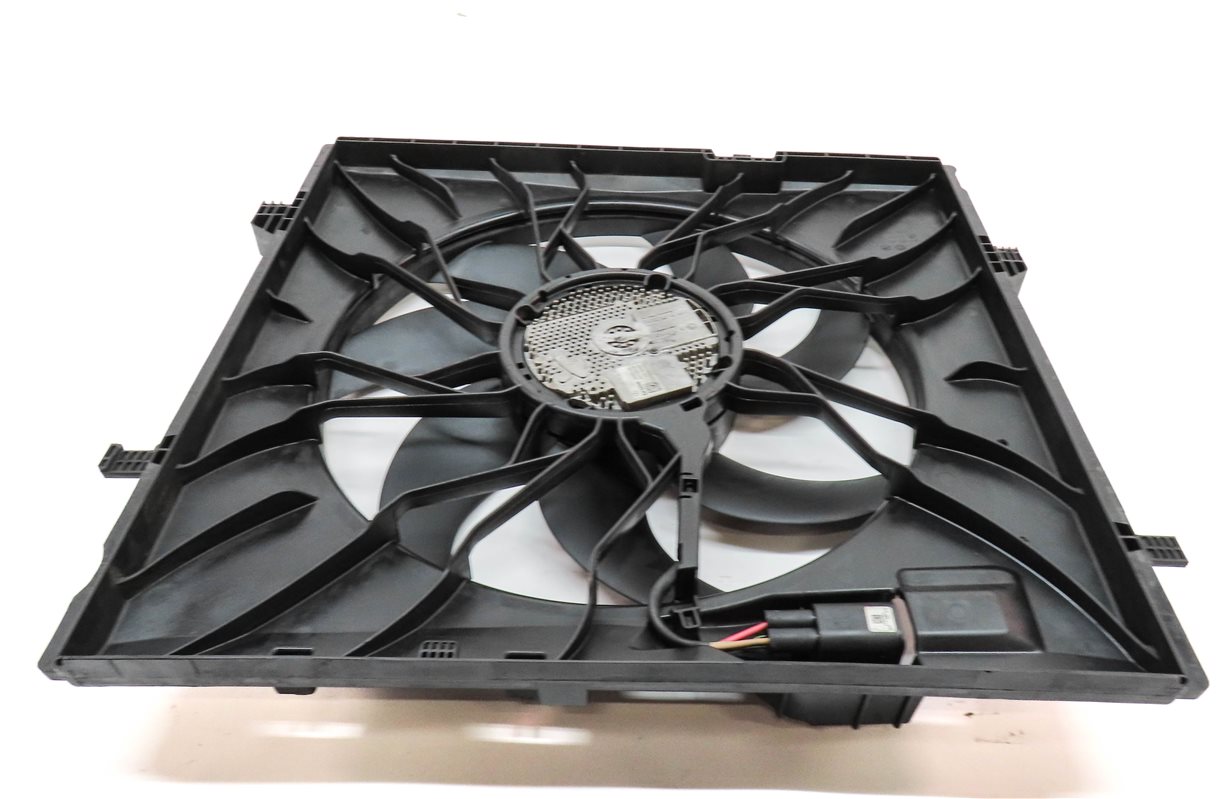 Thumbnail 7: 2012-2019 MERCEDES GL GLE GLS ML (W166 X166) 600w RADIATOR COOLING FAN ASSEMBLY