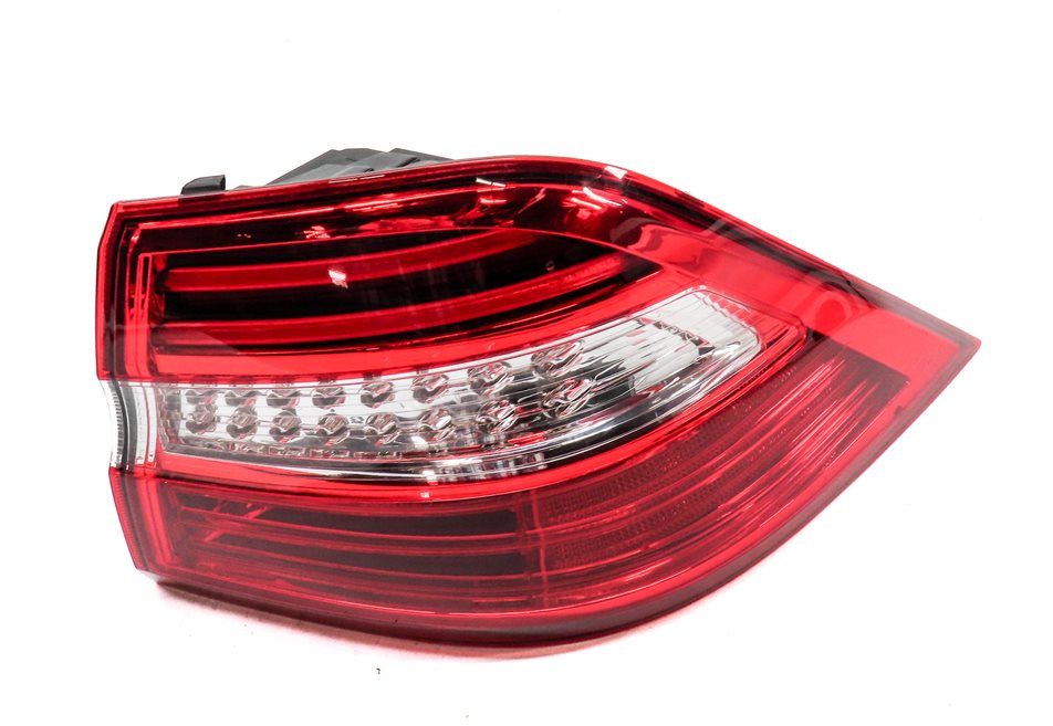 Thumbnail 3: 12-15 MERCEDES ML-CLASS (W166) REAR RIGHT PASSENGER LED TAILLIGHT BRAKE LIGHT