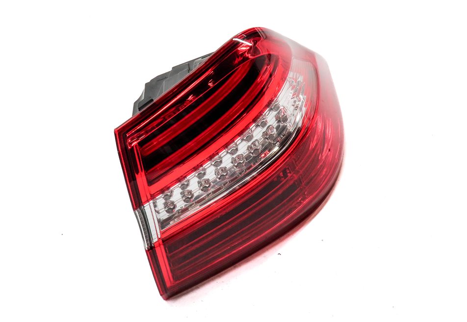 Thumbnail 4: 12-15 MERCEDES ML-CLASS (W166) REAR RIGHT PASSENGER LED TAILLIGHT BRAKE LIGHT