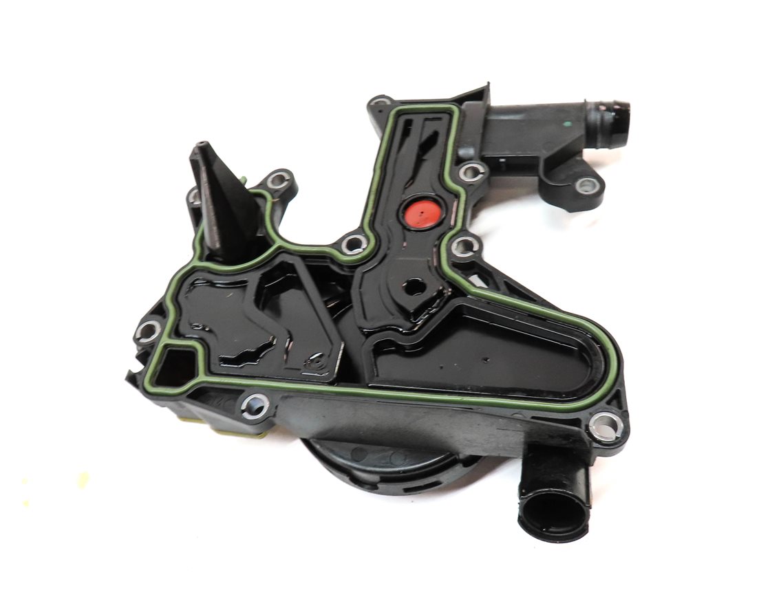 Thumbnail 6: 2015 AUDI A4 (B8 8K) 2.0L (CAED) ENGINE CRANKCASE OIL SEPARATOR PCV VALVE