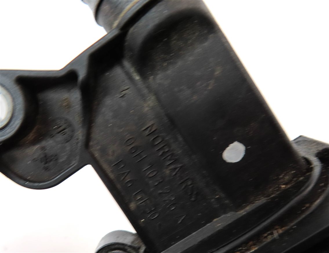 Thumbnail 8: 2015 AUDI A4 (B8 8K) 2.0L (CAED) ENGINE CRANKCASE OIL SEPARATOR PCV VALVE