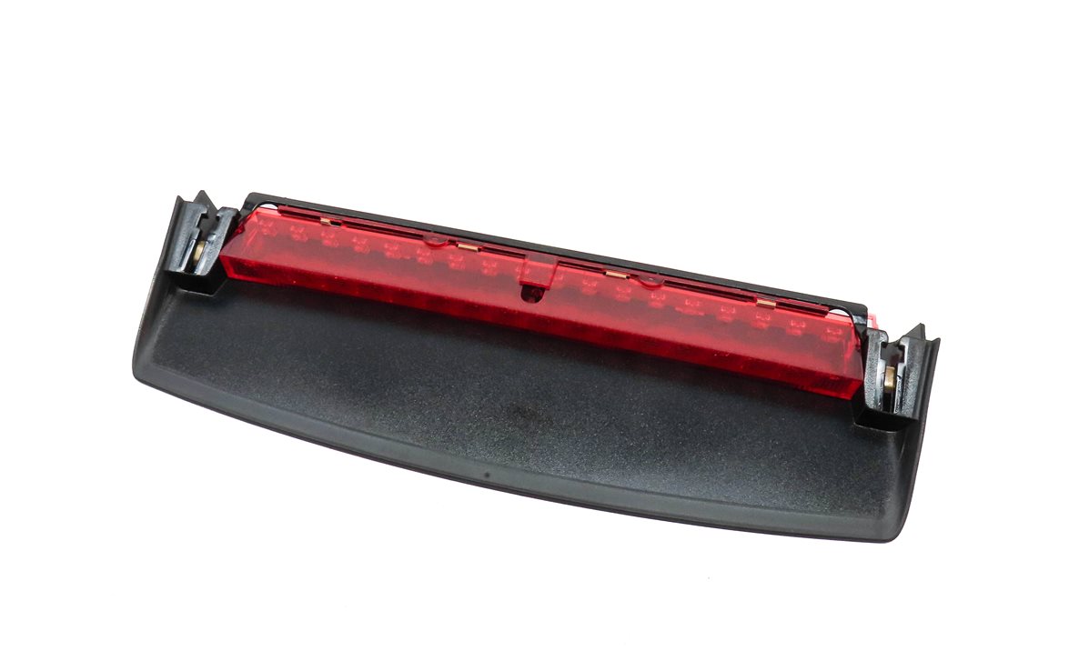2015 AUDI A4 (B8 8K) REAR THIRD 3RD BRAKE STOP LIGHT LAMP ASSEMBLY