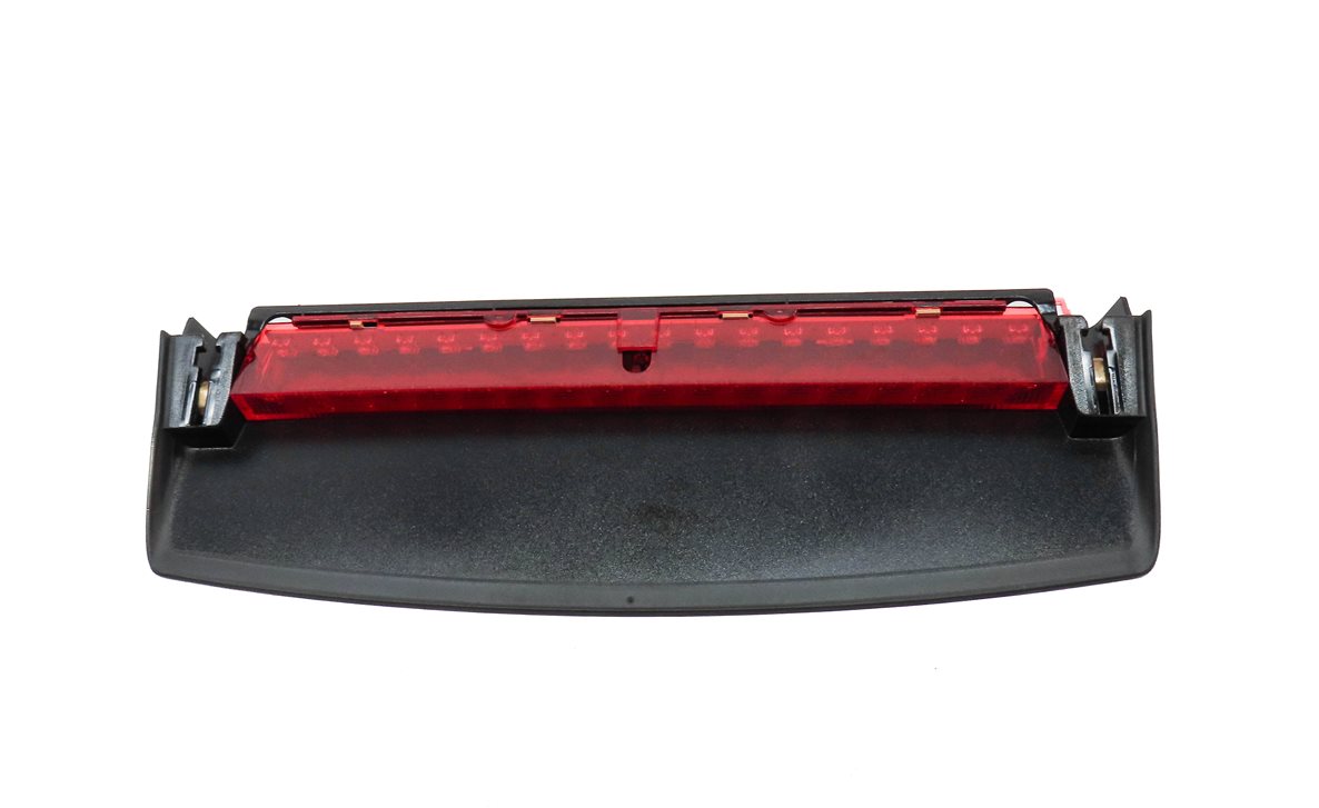 Thumbnail 2: 2015 AUDI A4 (B8 8K) REAR THIRD 3RD BRAKE STOP LIGHT LAMP ASSEMBLY