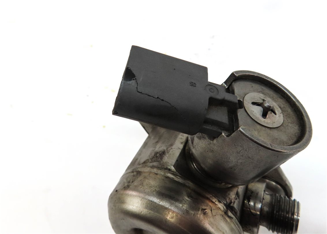 Thumbnail 9: 08-14 BMW 550i 650i 750i X5 X6 (F01 F10 E70 E71) 4.4L N63 MECHANICAL FUEL PUMP