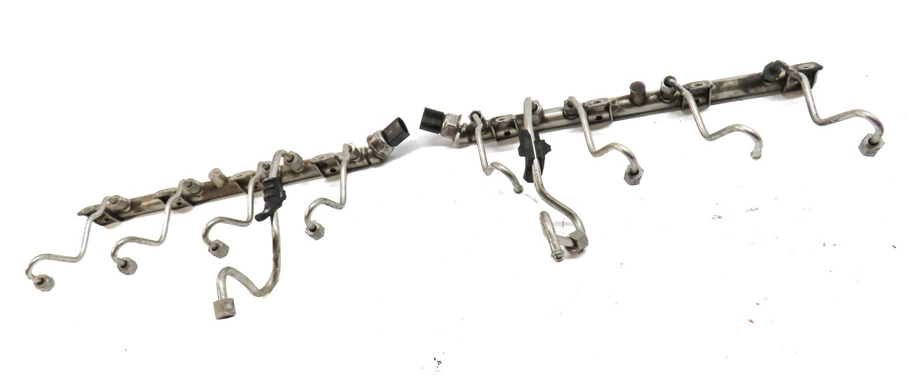 Thumbnail 2: 13 BMW X5 (E70) 4.4L (N63) LEFT DRIVER & RIGHT PASSENGER FUEL RAIL SET w/ LINES