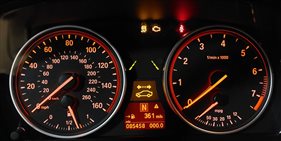 2011-2013 BMW X5 3.0L TURBO / 4.4L TWIN TURBO SPEEDOMETER GAUGE CLUSTER (85k)