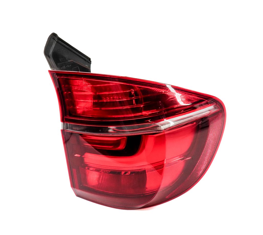 Thumbnail 3: 2011-2013 BMW X5 X5M (E70) RIGHT PASSENGER REAR OUTER TAILLIGHT BRAKE LIGHT LAMP