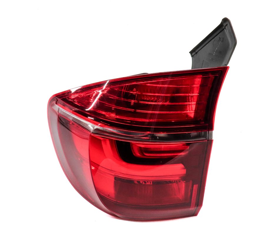 Thumbnail 3: 2011-2013 BMW X5 X5M (E70) LEFT DRIVER REAR OUTER TAILLIGHT BRAKE LIGHT LAMP