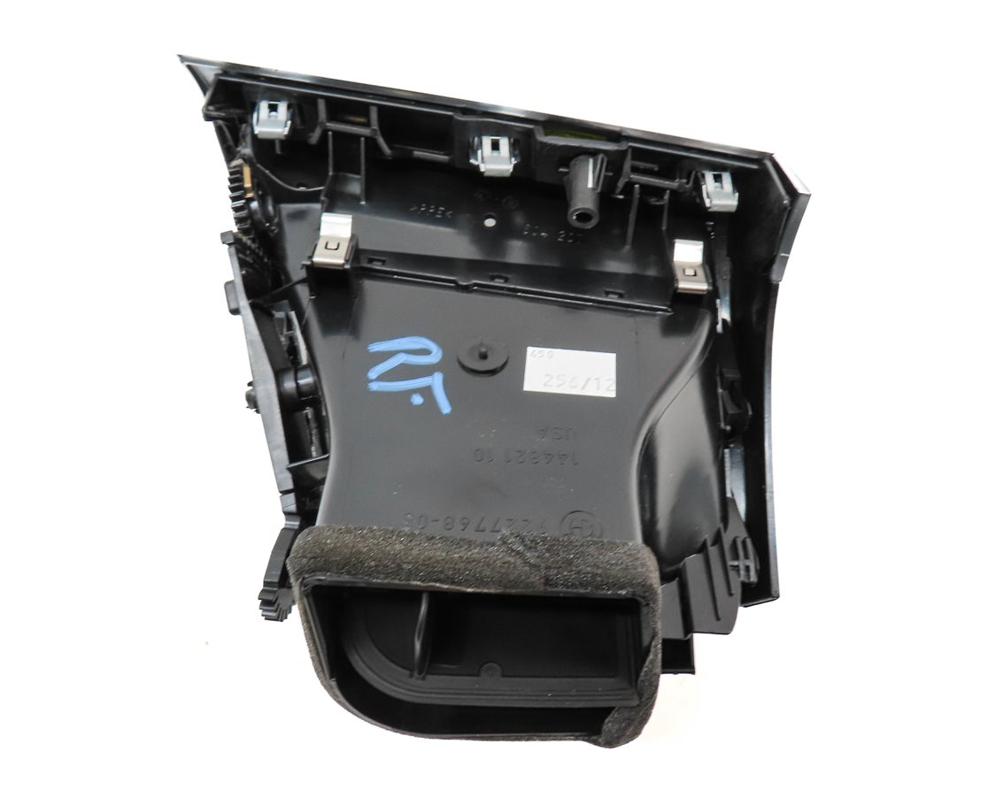 Thumbnail 5: 2013 BMW X5 (E70) FRONT RIGHT PASSENGER OUTER DASH HEAT AIR AC HVAC VENT (BLACK)