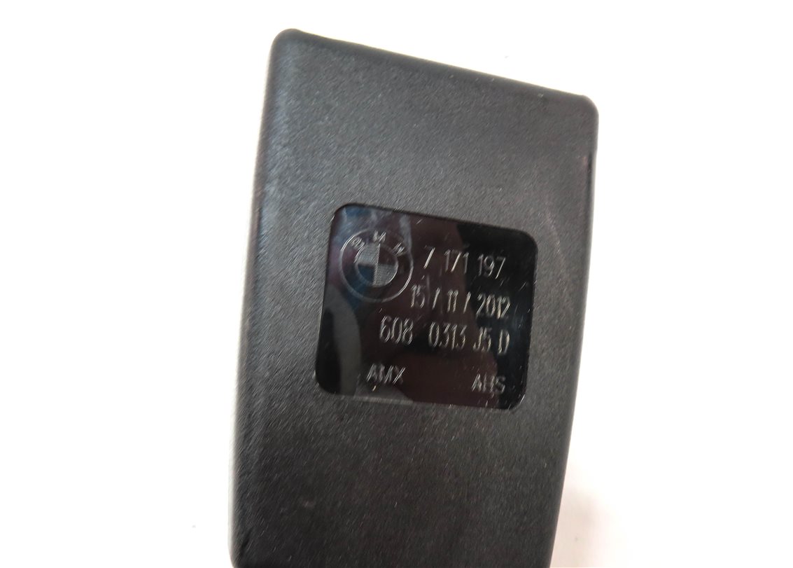 Thumbnail 6: 2013 BMW X5 (E70) REAR 2ND ROW LEFT CENTER RIGHT SEATBELT BUCKLE SET/3 (BEIGE)