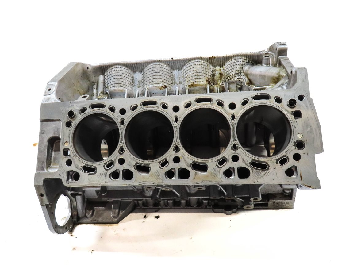 Thumbnail 2: 09-14 BMW 550i 550iGT 750i X5 X6 (F01 F06 F07 F10) 4.4L TWIN TURBO ENGINE BLOCK