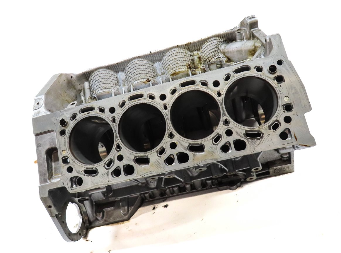 Thumbnail 3: 09-14 BMW 550i 550iGT 750i X5 X6 (F01 F06 F07 F10) 4.4L TWIN TURBO ENGINE BLOCK