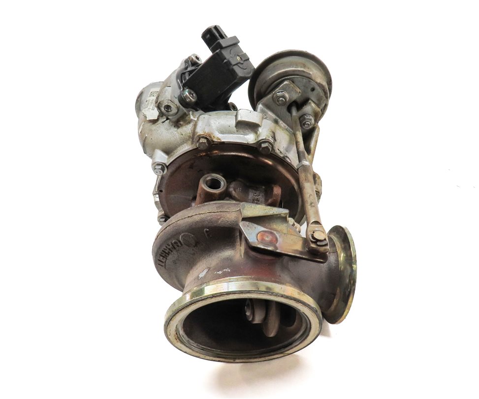 Thumbnail 2: 08-14 BMW 550i 750i X5 X6 (E70 E71 F01 F10) 4.4L N63 ENGINE RIGHT TURBOCHARGER