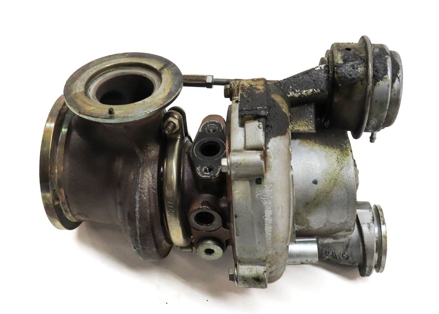 Thumbnail 5: 08-14 BMW 550i 750i X5 X6 (E70 E71 F01 F10) 4.4L N63 ENGINE RIGHT TURBOCHARGER