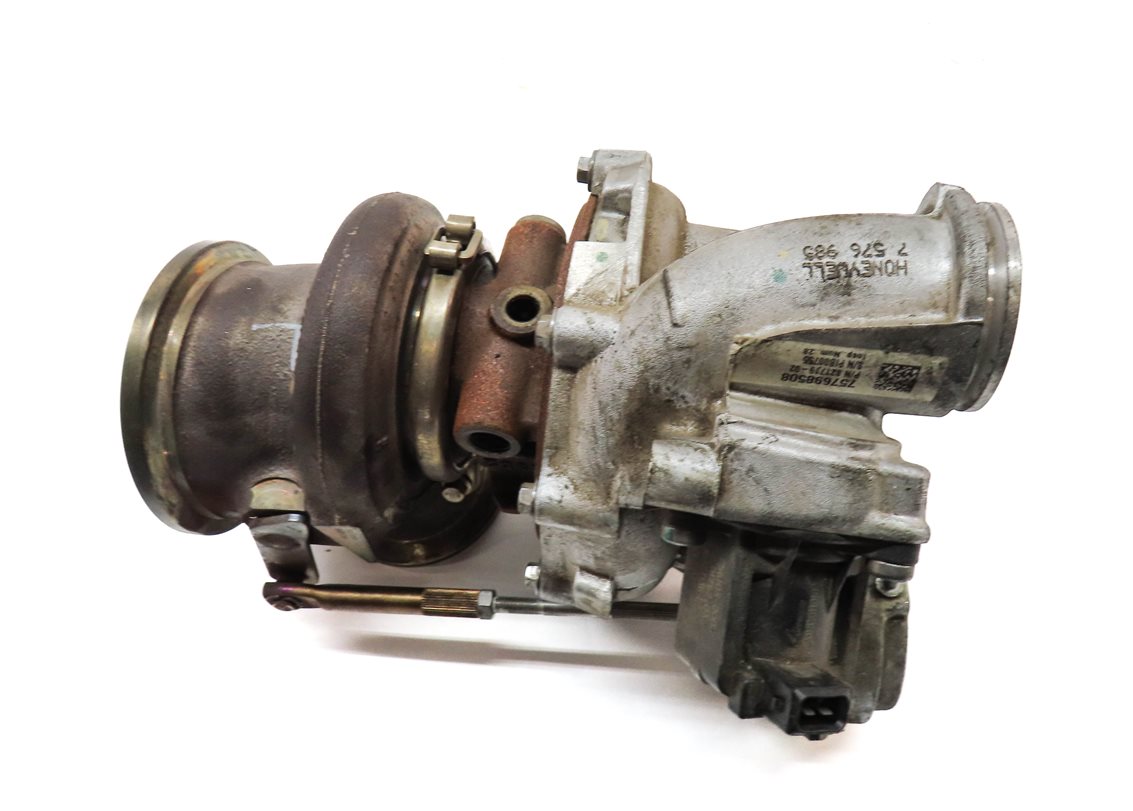 Thumbnail 6: 08-14 BMW 550i 750i X5 X6 (E70 E71 F01 F10) 4.4L N63 ENGINE LEFT TURBOCHARGER