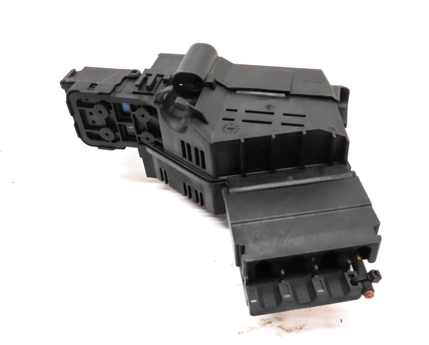 Thumbnail 4: 2012 MERCEDES ML350 (W166) 3.5L ENGINE POSITIVE POWER JUNCTION CONTROL BOX