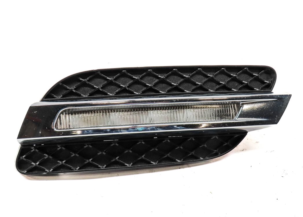 Thumbnail 2: 2012 MERCEDES ML350 ML550 (W166) FRONT RIGHT PASSENGER DRL FOGLIGHT LIGHT LAMP