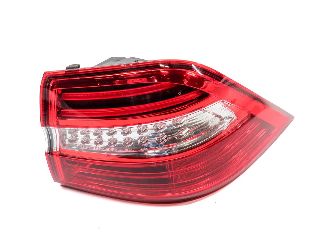 Thumbnail 2: 12-15 MERCEDES ML-CLASS (W166) REAR RIGHT PASSENGER LED TAILLIGHT BRAKE LIGHT