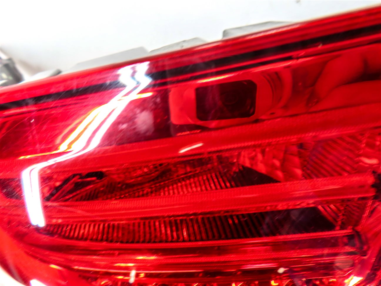 Thumbnail 7: 12-15 MERCEDES ML-CLASS (W166) REAR RIGHT PASSENGER LED TAILLIGHT BRAKE LIGHT