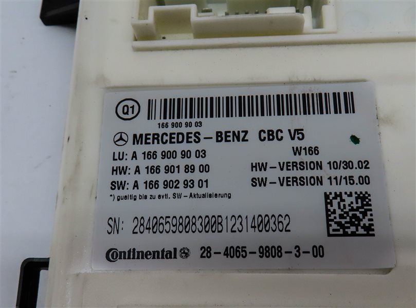 Thumbnail 4: 2012 MERCEDES ML350 ML550 ML63 (W166) FRONT SIGNAL ACQUISITION MODULE (SAM)