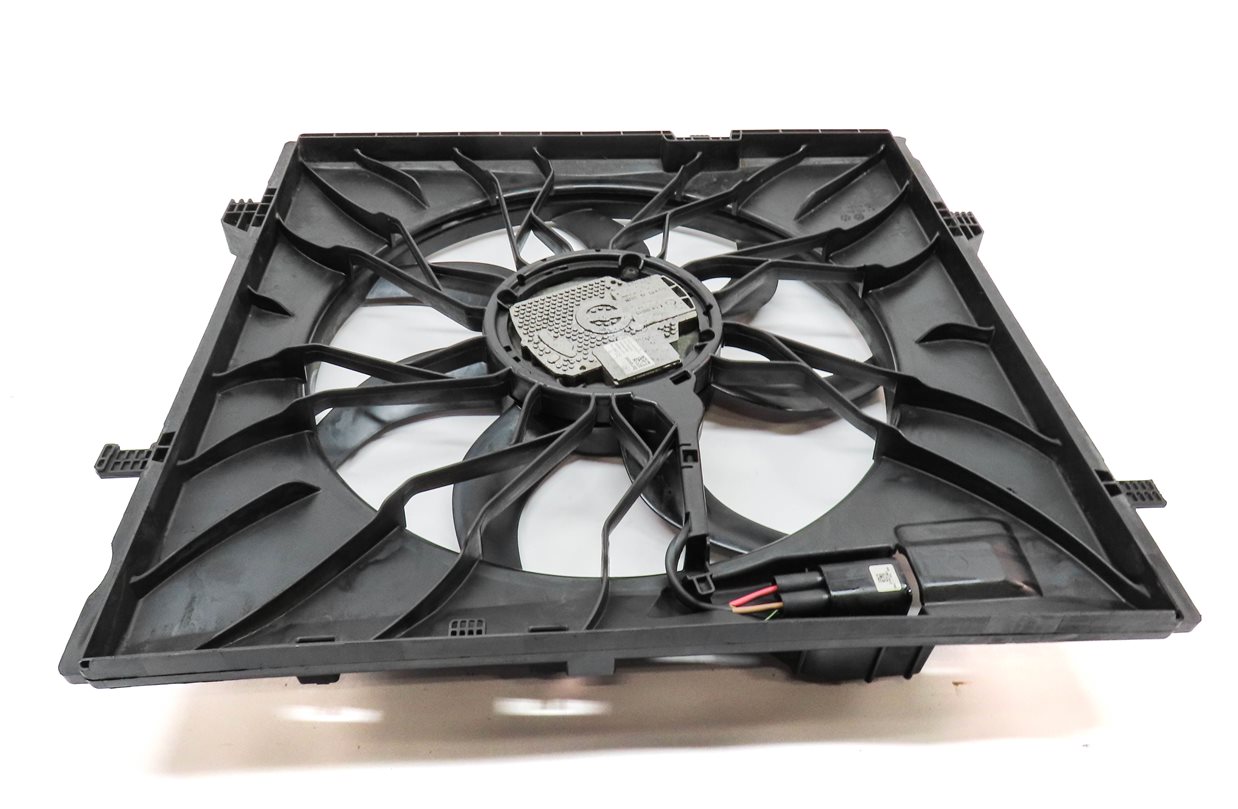 Thumbnail 6: 2012-2019 MERCEDES GL GLE GLS ML (W166 X166) 600w RADIATOR COOLING FAN ASSEMBLY