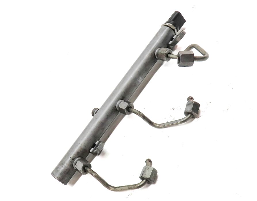 Thumbnail 3: 2007 MERCEDES ML320 (W164) 3.0L DIESEL (OM642) RIGHT FUEL INJECTOR RAIL w/LINES