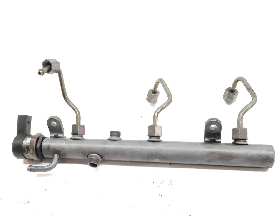 Thumbnail 4: 2007 MERCEDES ML320 (W164) 3.0L DIESEL (OM642) LEFT FUEL INJECTOR RAIL w/ LINES