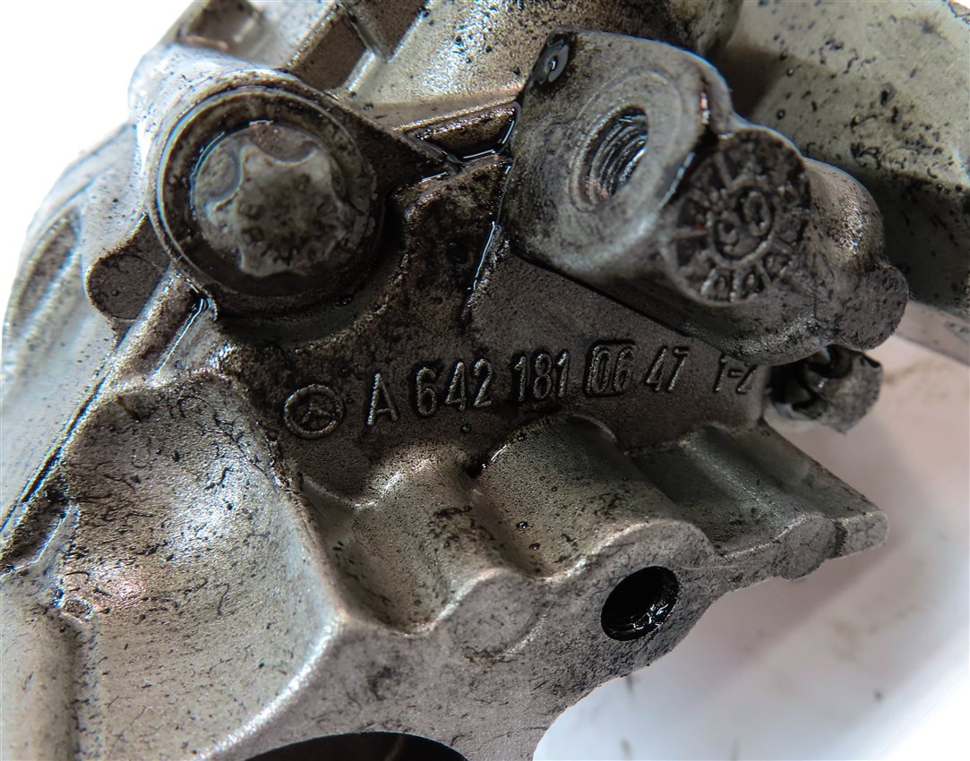 Thumbnail 8: 2007 MERCEDES ML320 (W164) 3.0L DIESEL (OM642) ENGINE MOTOR OIL FLUID PUMP