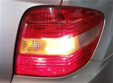 Thumbnail 2: 06-08 MERCEDES ML320 ML350 ML500 ML550 (W164) RIGHT TAILLIGHT BRAKE LIGHT LAMP