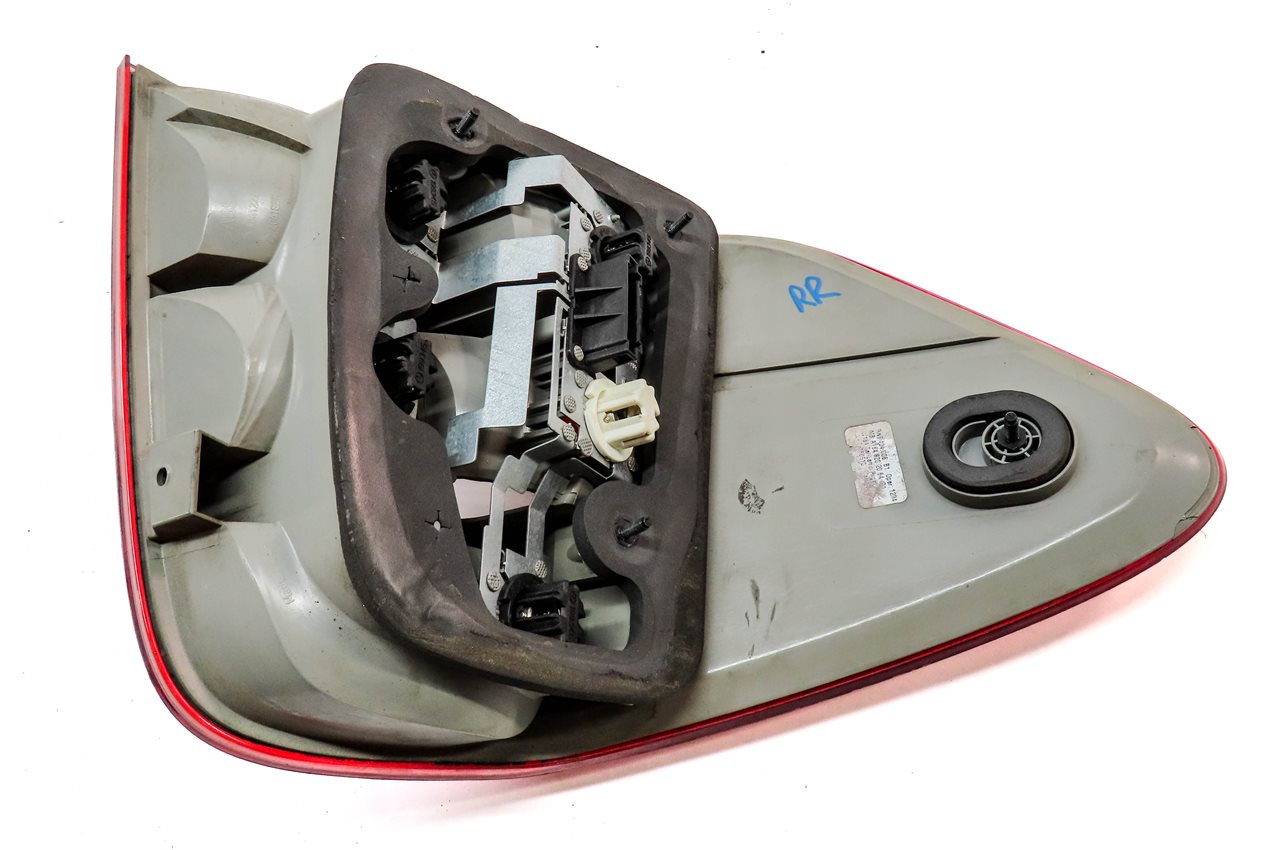 Thumbnail 5: 06-08 MERCEDES ML320 ML350 ML500 ML550 (W164) RIGHT TAILLIGHT BRAKE LIGHT LAMP