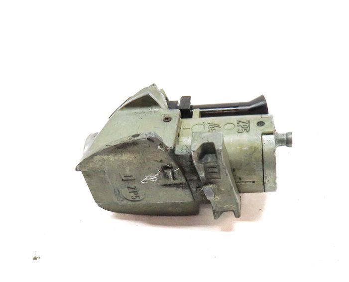 Thumbnail 5: 2007 MERCEDES ML320 (W164) FRONT LEFT DRIVER DOOR LOCK CYLINDER w/ KEY SET/2