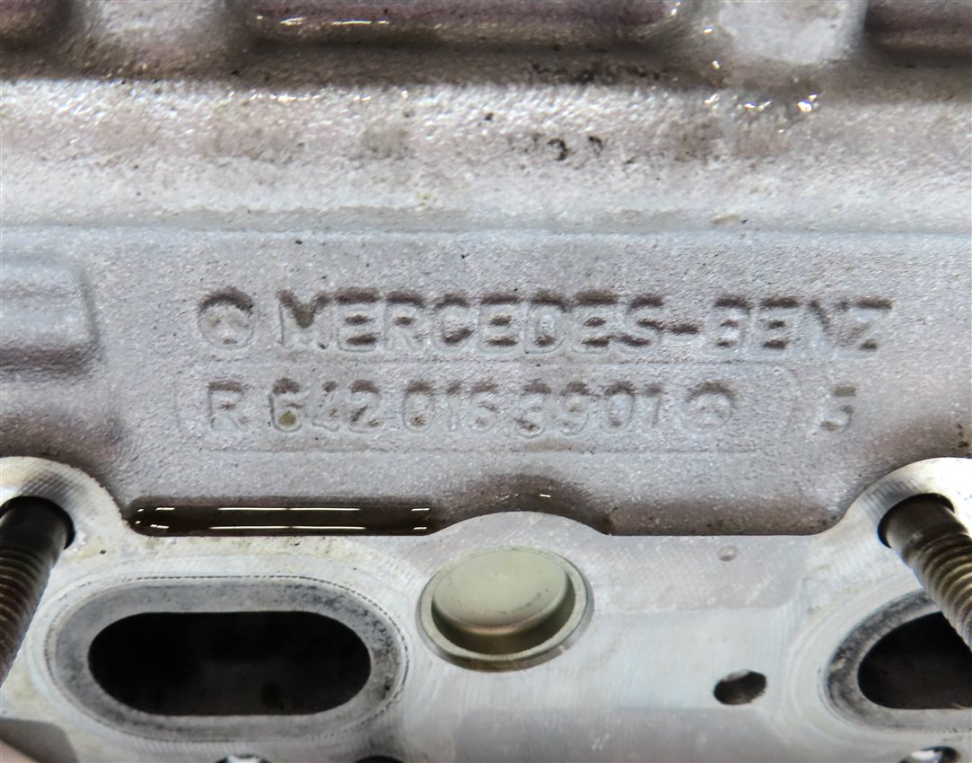 Thumbnail 13: 2007 MERCEDES ML320 (W164) 3.0L DIESEL (OM642) LEFT DRIVER ENGINE CYLINDER HEAD