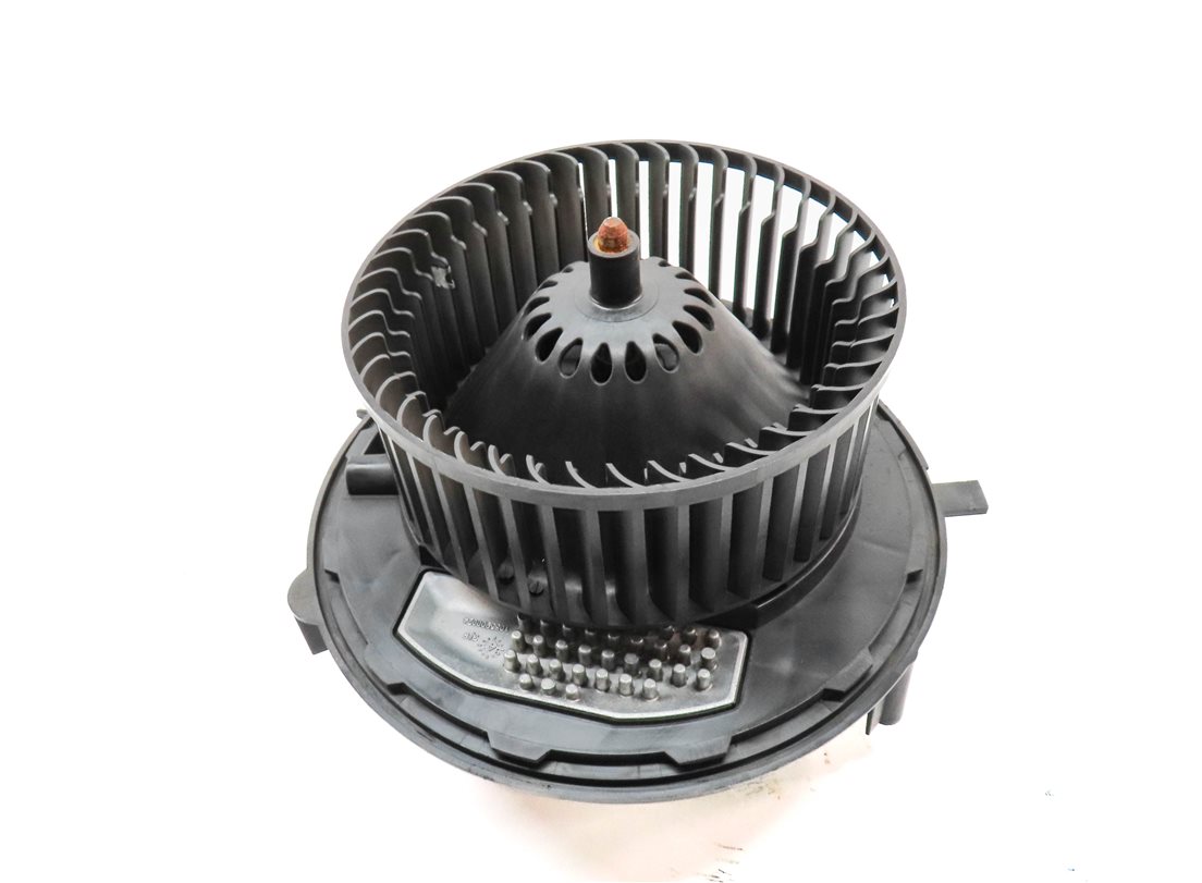 Thumbnail 2: 2015-2018 VW GOLF GTI / AUDI A3 S3 RS3 (8V) FRONT HEATER A/C BLOWER FAN MOTOR