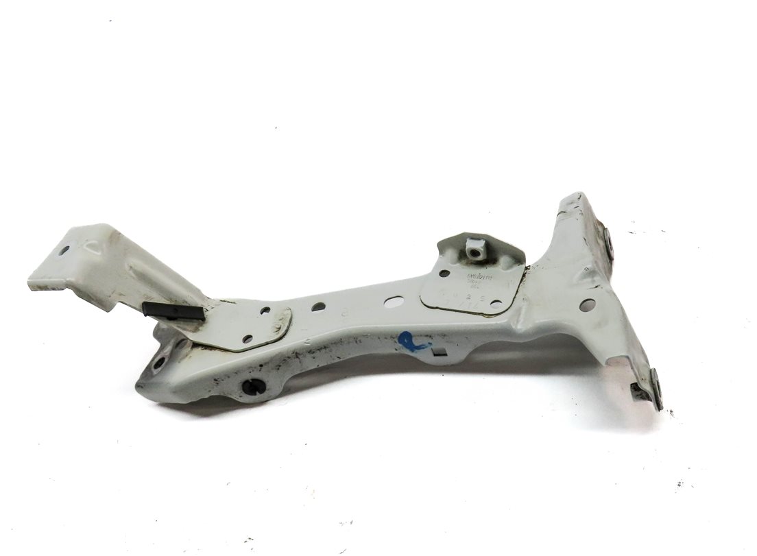 Thumbnail 2: 2015 AUDI S3 (8V) 2.0L FRONT RIGHT PASSENGER FENDER MOUNT BRACKET (White)