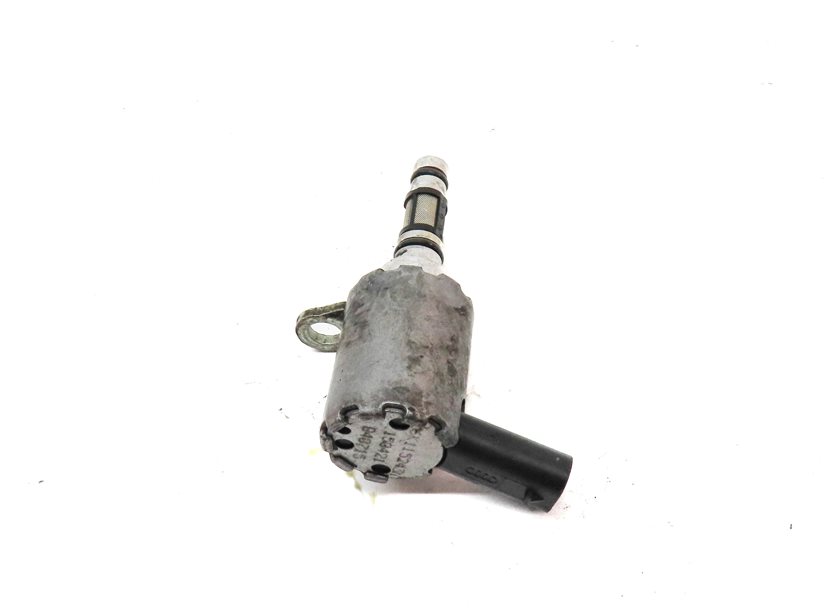 Thumbnail 2: 2015 AUDI S3 (8V) 2.0L (CYFB) ENGINE VVT OIL PRESSURE CONTROL VALVE SOLENOID